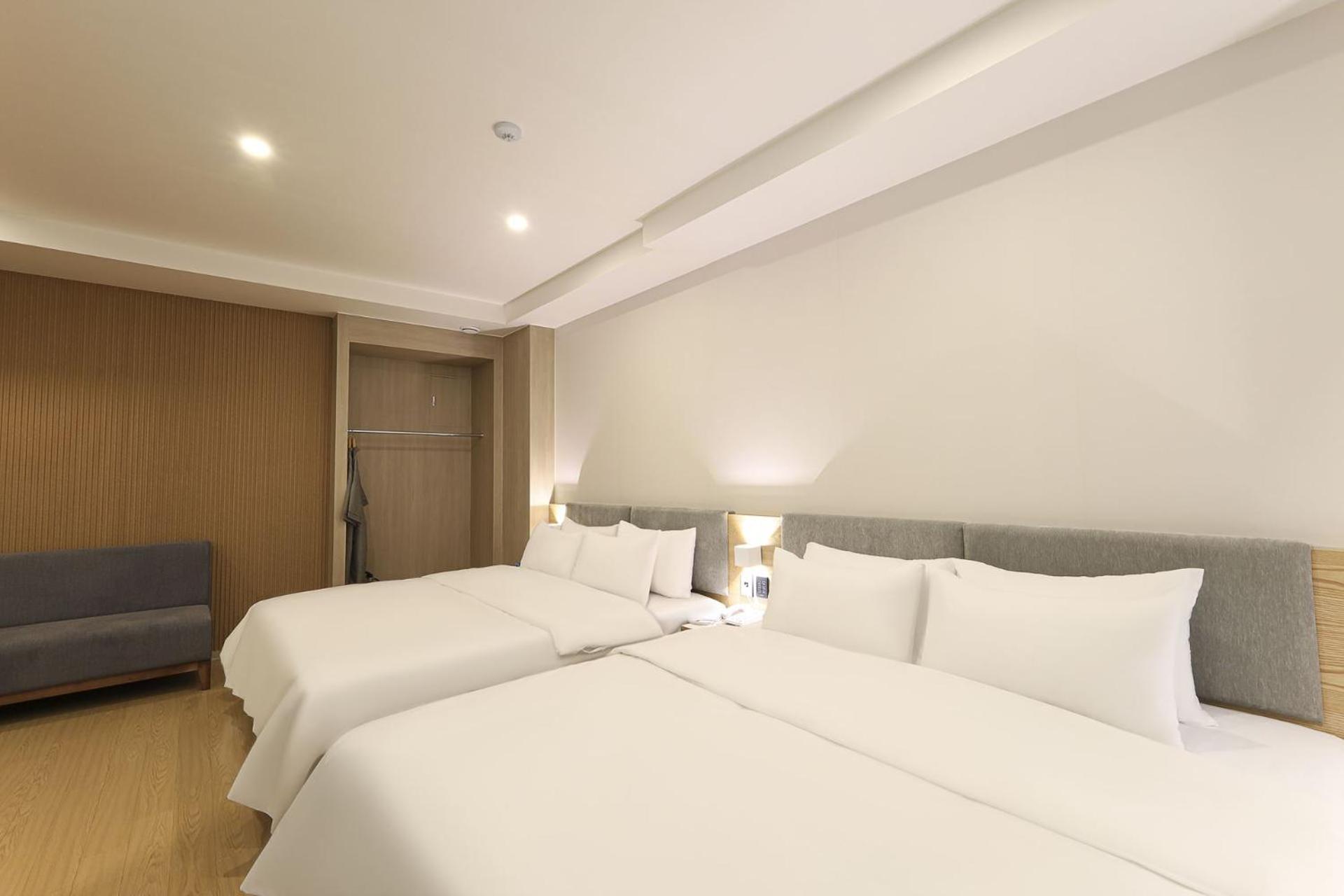 Hound Hotel Changwon Eksteriør billede