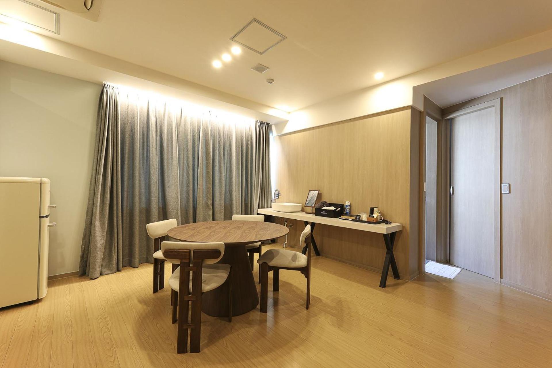 Hound Hotel Changwon Eksteriør billede