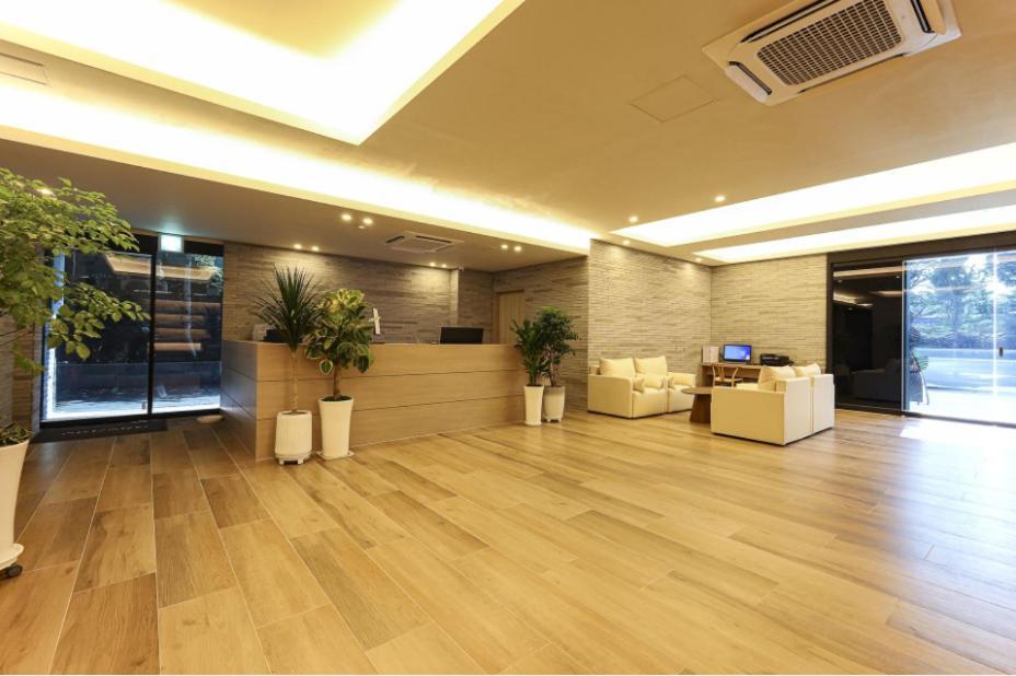 Hound Hotel Changwon Eksteriør billede