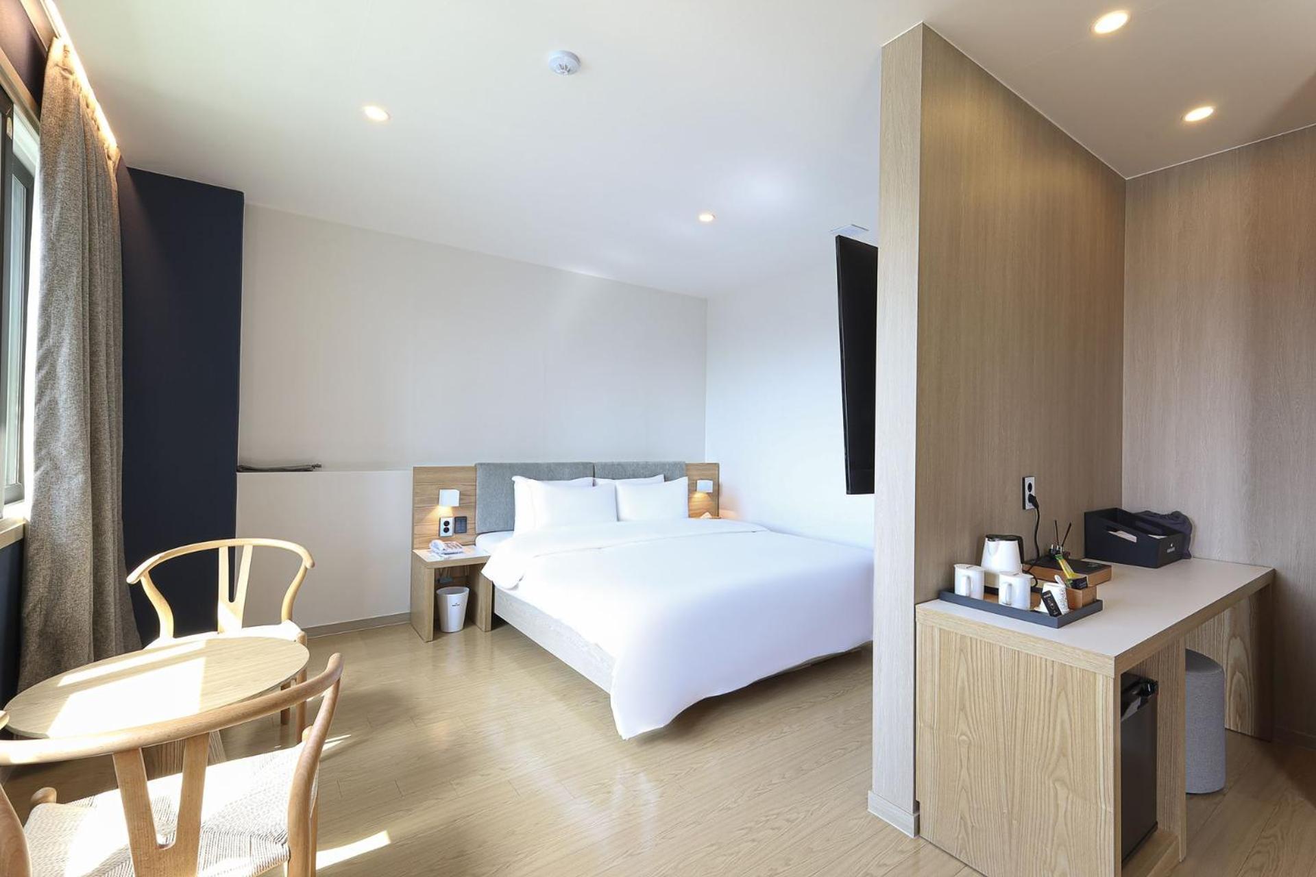 Hound Hotel Changwon Eksteriør billede