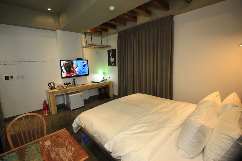 Hound Hotel Changwon Eksteriør billede