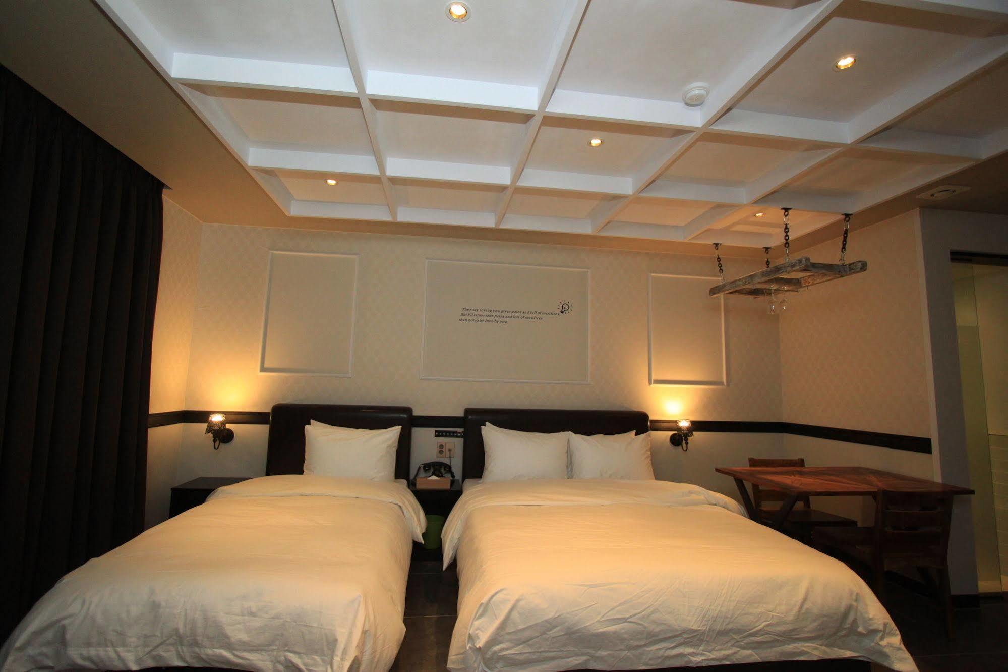 Hound Hotel Changwon Eksteriør billede